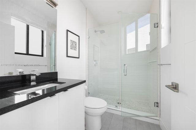 3174 Elizabeth St, Coconut Grove, FL 33133