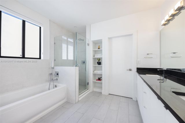 3174 Elizabeth St, Coconut Grove, FL 33133