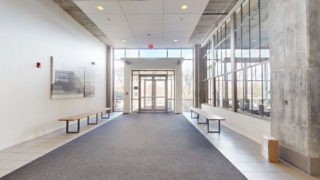 156 Porter St 112, Boston, MA 02128