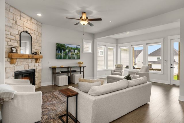 2211 Broadway St, Nolensville, TN 37135