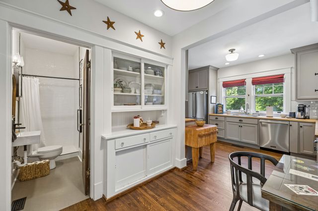 810 Russell St, Nashville, TN 37206