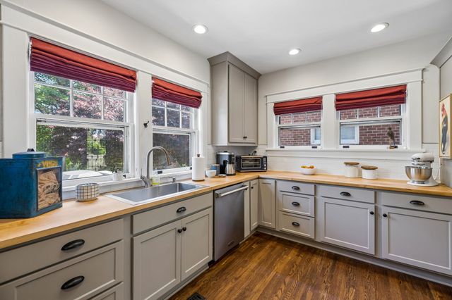 810 Russell St, Nashville, TN 37206