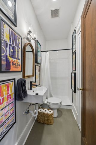 810 Russell St, Nashville, TN 37206