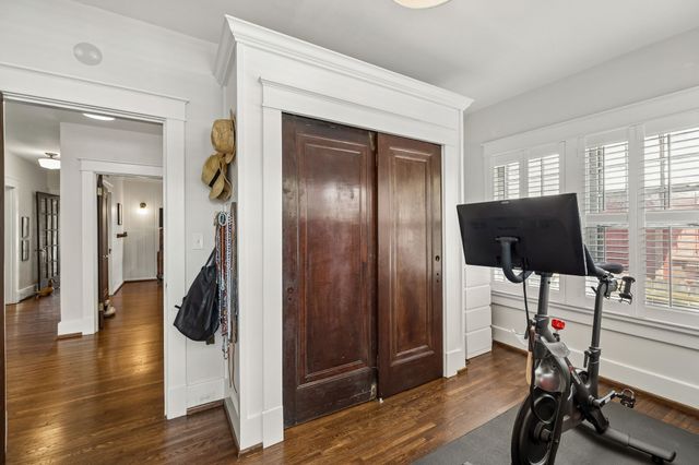 810 Russell St, Nashville, TN 37206