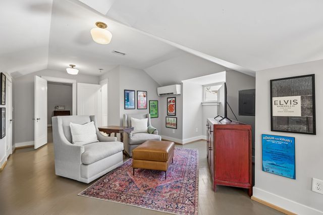 810 Russell St, Nashville, TN 37206