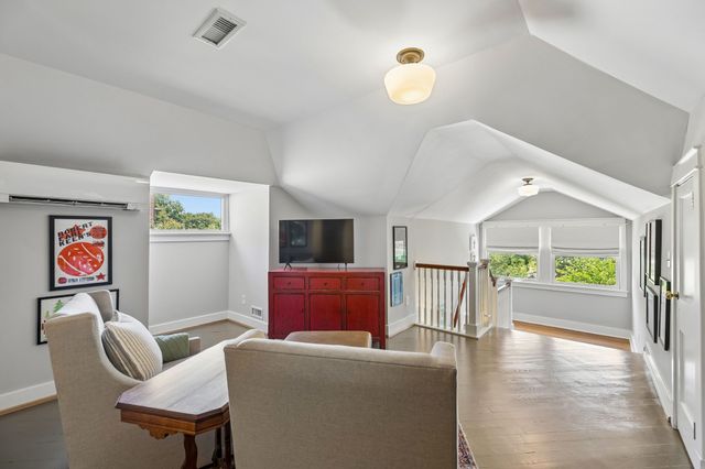 810 Russell St, Nashville, TN 37206
