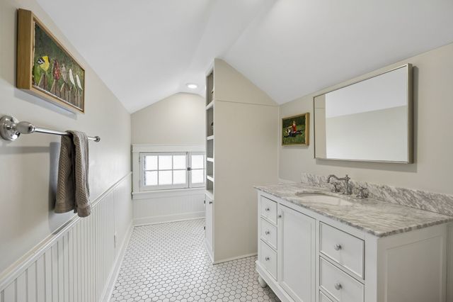810 Russell St, Nashville, TN 37206