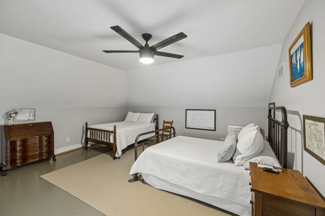 810 Russell St, Nashville, TN 37206