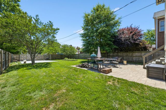 810 Russell St, Nashville, TN 37206