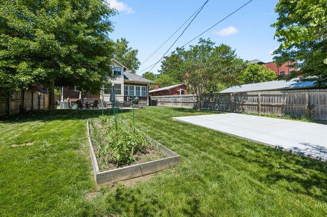 810 Russell St, Nashville, TN 37206