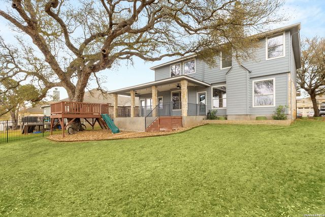 942 San Pedro, New Braunfels, TX 78132