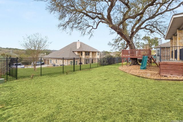 942 San Pedro, New Braunfels, TX 78132