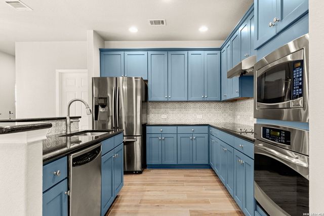 942 San Pedro, New Braunfels, TX 78132