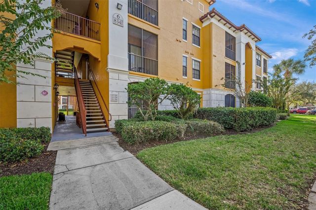 8341 38TH STREET CIRCLE E 303, Sarasota, FL 34243