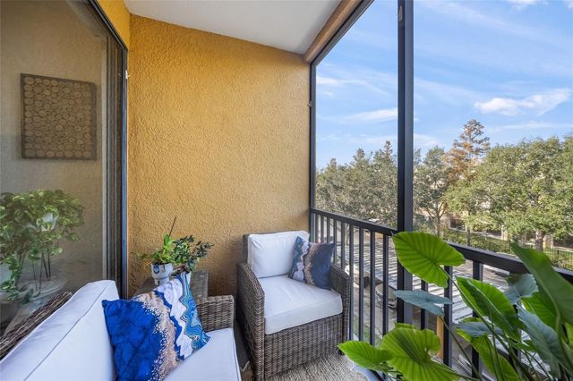 8341 38TH STREET CIRCLE E 303, Sarasota, FL 34243