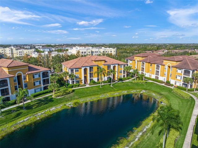 8341 38TH STREET CIRCLE E 303, Sarasota, FL 34243