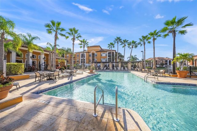 8341 38TH STREET CIRCLE E 303, Sarasota, FL 34243