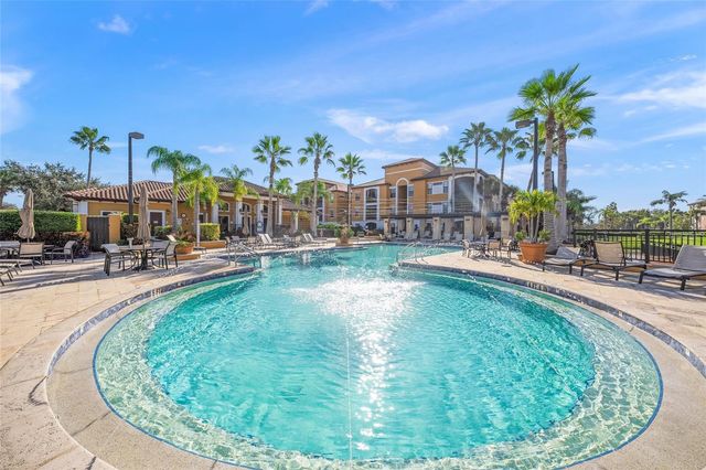 8341 38TH STREET CIRCLE E 303, Sarasota, FL 34243