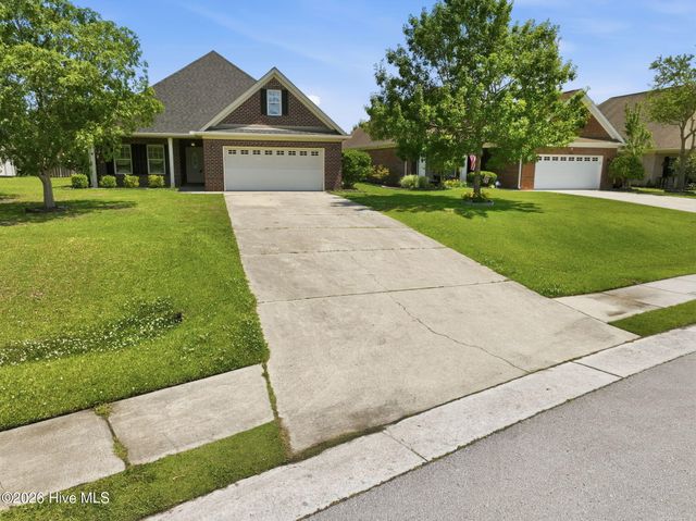 201 Silver Creek Loop, Sneads Ferry, NC 28460