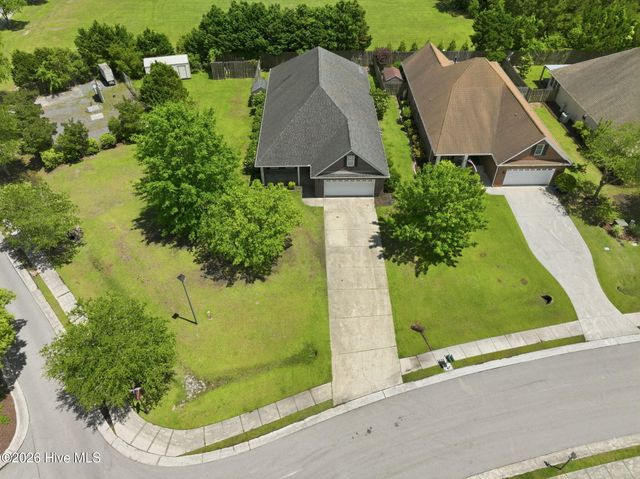 201 Silver Creek Loop, Sneads Ferry, NC 28460