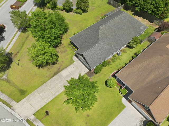 201 Silver Creek Loop, Sneads Ferry, NC 28460