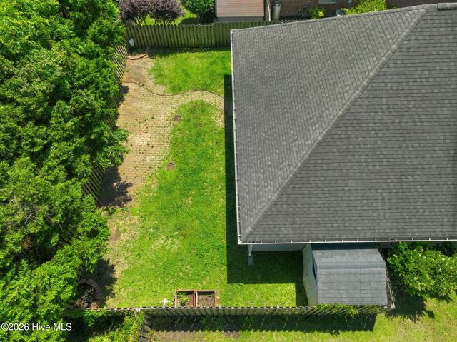 201 Silver Creek Loop, Sneads Ferry, NC 28460