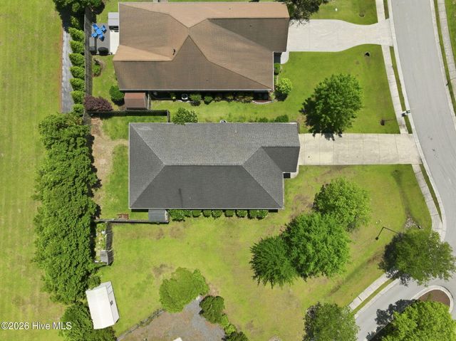 201 Silver Creek Loop, Sneads Ferry, NC 28460