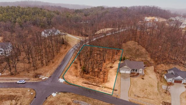 9277 E Summerfield Drive, Elmwood Twp, MI 49684