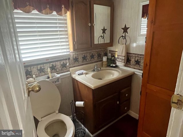 23 SUMTER DR, Martinsburg, WV 25403