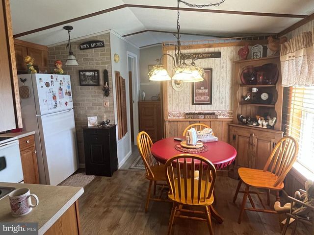 23 SUMTER DR, Martinsburg, WV 25403