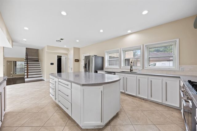 1616 Park Haven Drive, Houston, TX 77077