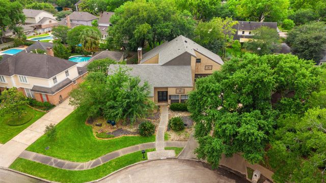 1616 Park Haven Drive, Houston, TX 77077