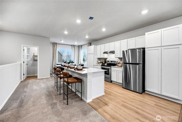 9414 Shale Avenue NW, Silverdale, WA 98383