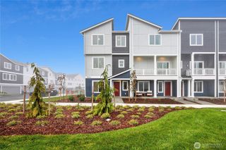 9414 Shale Avenue NW, Silverdale, WA 98383