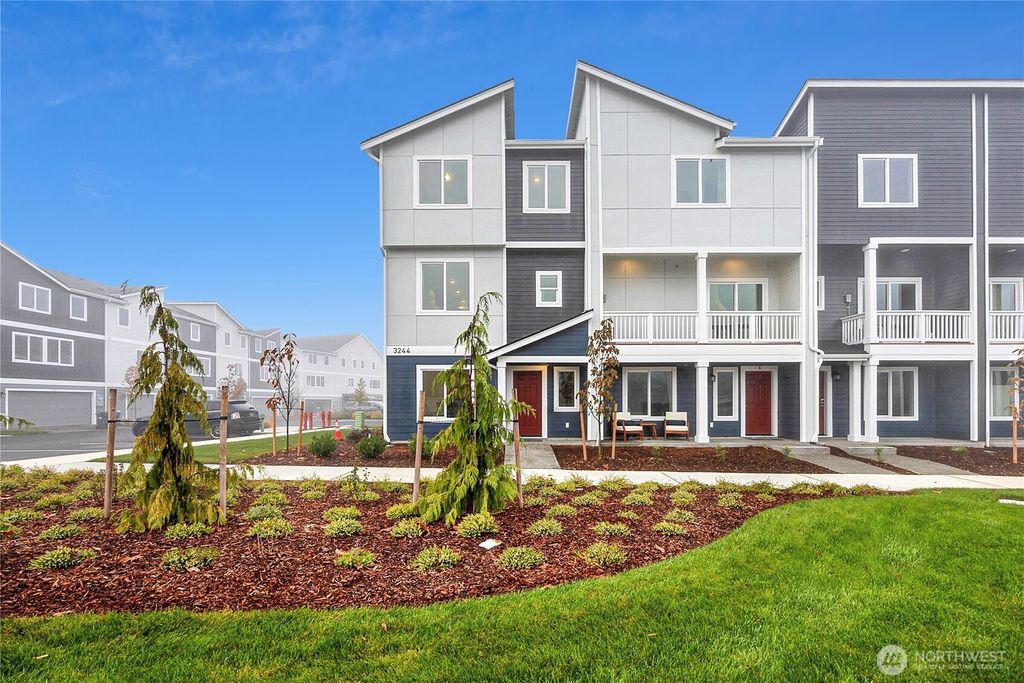 9414 Shale Avenue NW, Silverdale, WA 98383