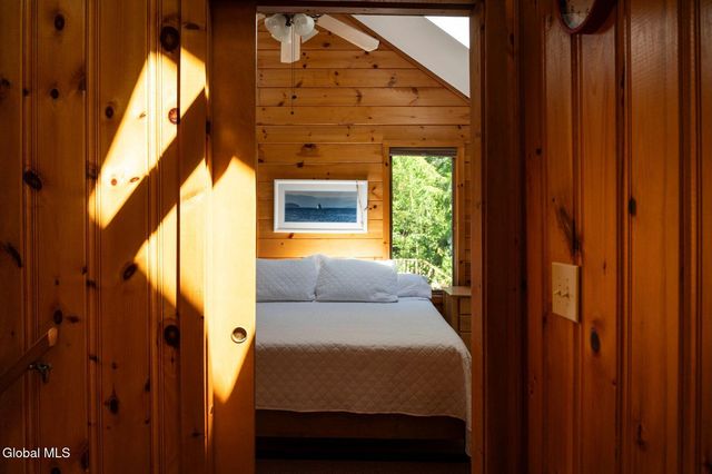 366 Cleverdale Road, Queensbury, NY 12804