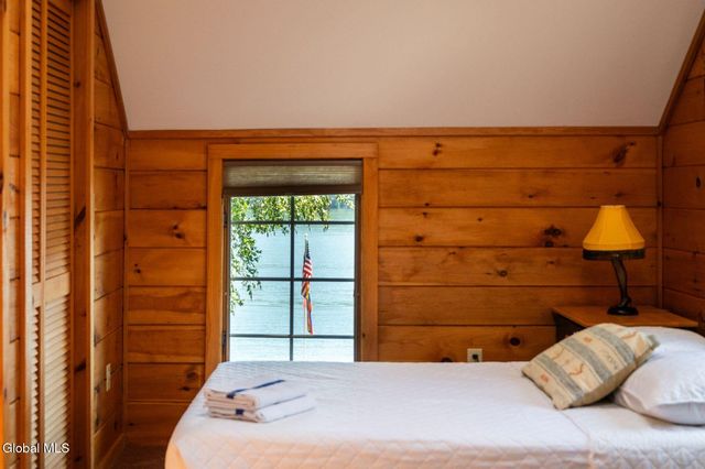 366 Cleverdale Road, Queensbury, NY 12804