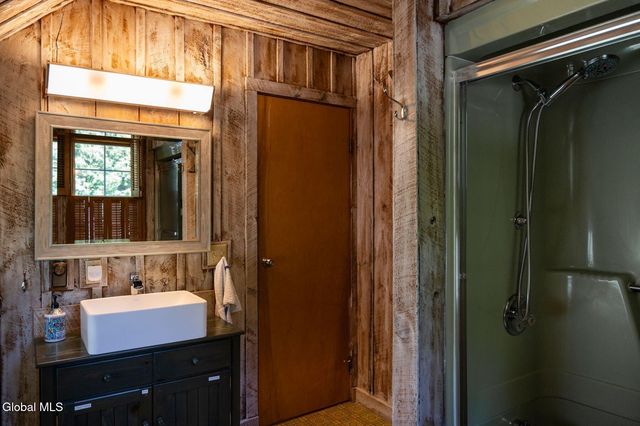 366 Cleverdale Road, Queensbury, NY 12804