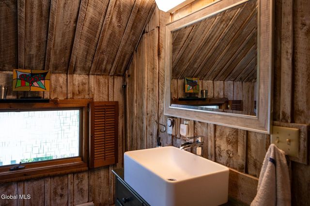 366 Cleverdale Road, Queensbury, NY 12804