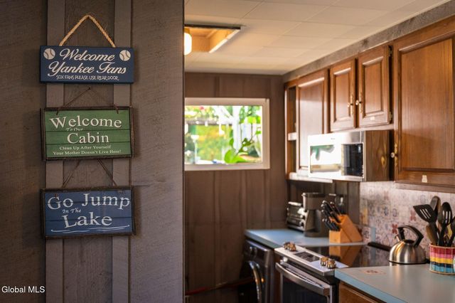 366 Cleverdale Road, Queensbury, NY 12804