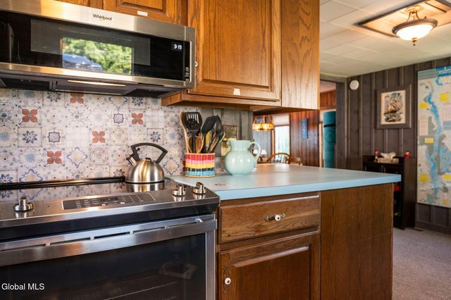 366 Cleverdale Road, Queensbury, NY 12804