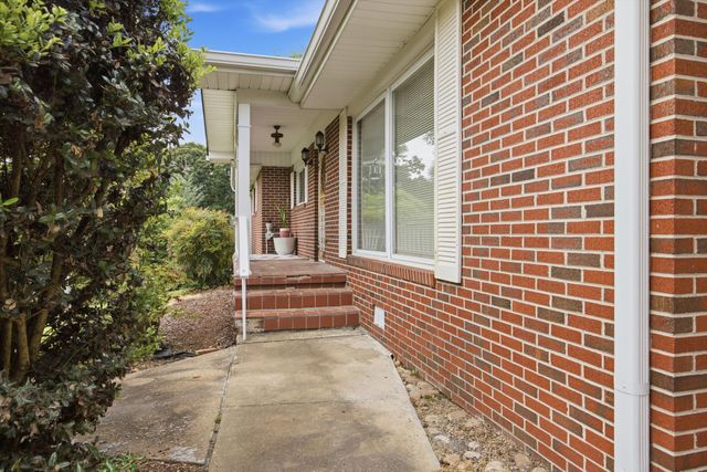 6549 Lakeshore Parkway, Chattanooga, TN 37416