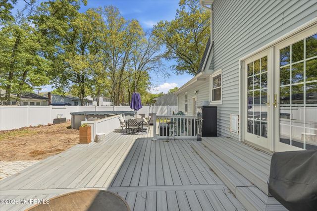 234 Spruce Lane, Forked River, NJ 08731