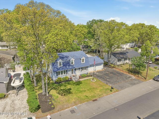 234 Spruce Lane, Forked River, NJ 08731