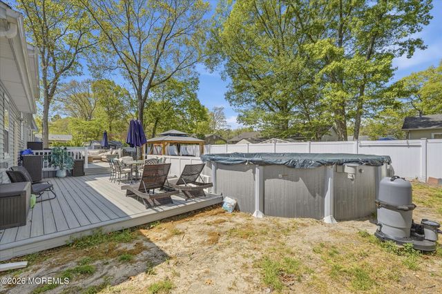 234 Spruce Lane, Forked River, NJ 08731