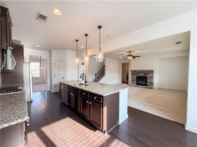 307 Valley View Trail, Dallas, GA 30132