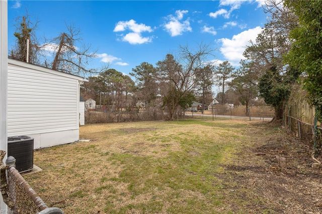 4123 W Greenway CT, Portsmouth, VA 23707