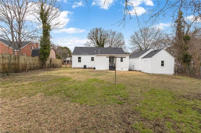 4123 W Greenway CT, Portsmouth, VA 23707