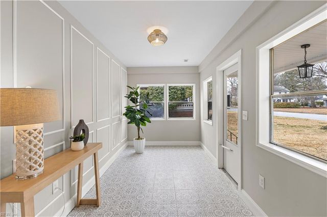 4123 W Greenway CT, Portsmouth, VA 23707