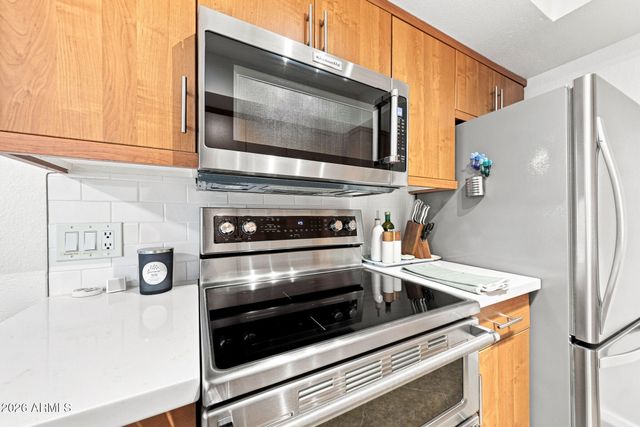 7350 N Via Paseo Del Sur -- M105, Scottsdale, AZ 85258